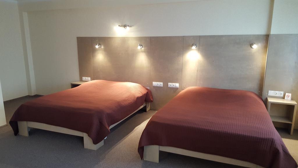 Hotel Gulbene Εξωτερικό φωτογραφία