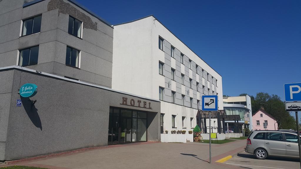 Hotel Gulbene Εξωτερικό φωτογραφία